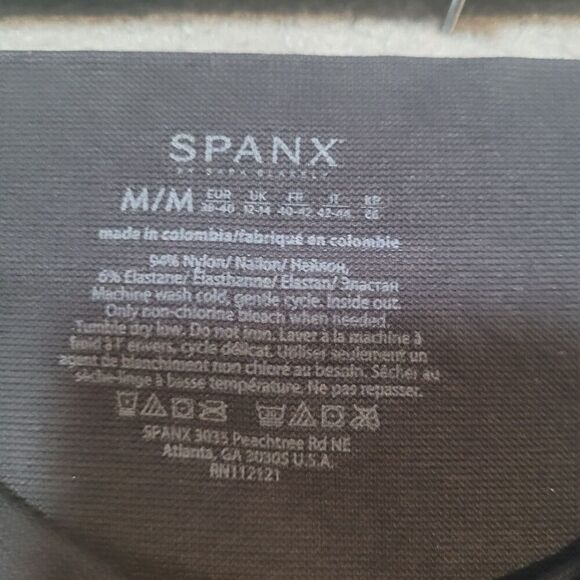 Spanx Seamless Side Zip Ankle Legging Black Size Medium High Waist FL3315 - Picture 3 of 3